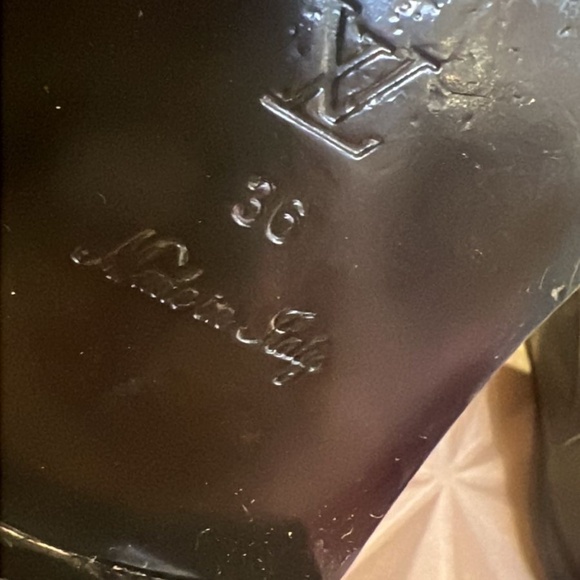 Authentic Louis Vuitton black ankle boots size EU36 - Picture 6 of 7